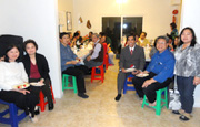 bấm vào link này!